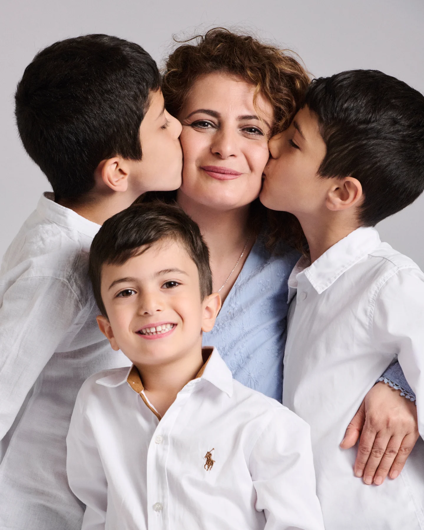 Alkayal Family family portrait photography — image 10