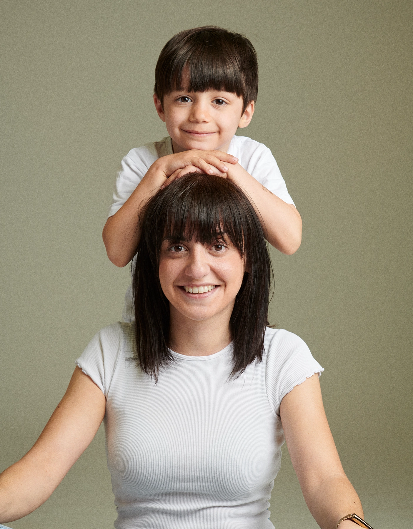Crugnoli Family family portrait photography — image 2