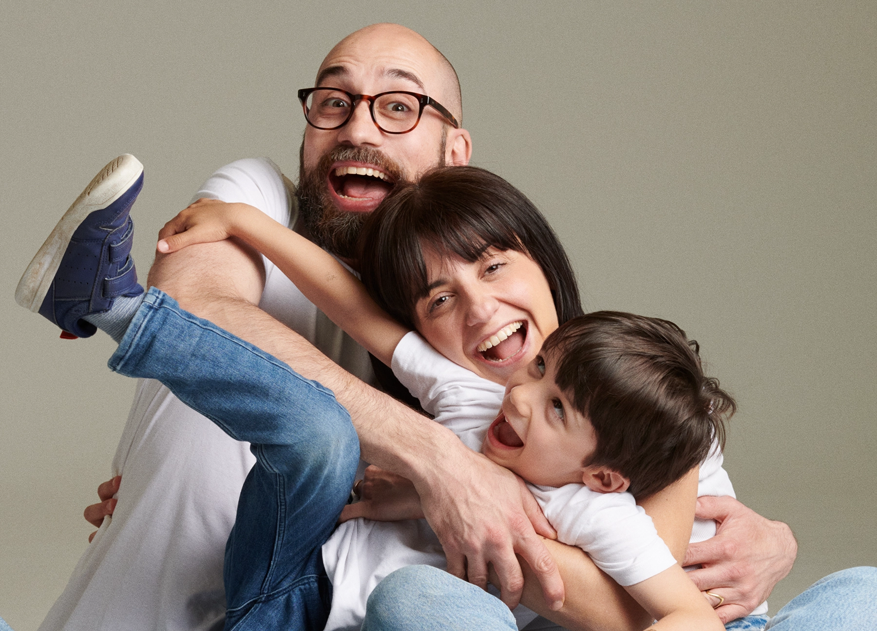 Crugnoli Family family portrait photography — image 3