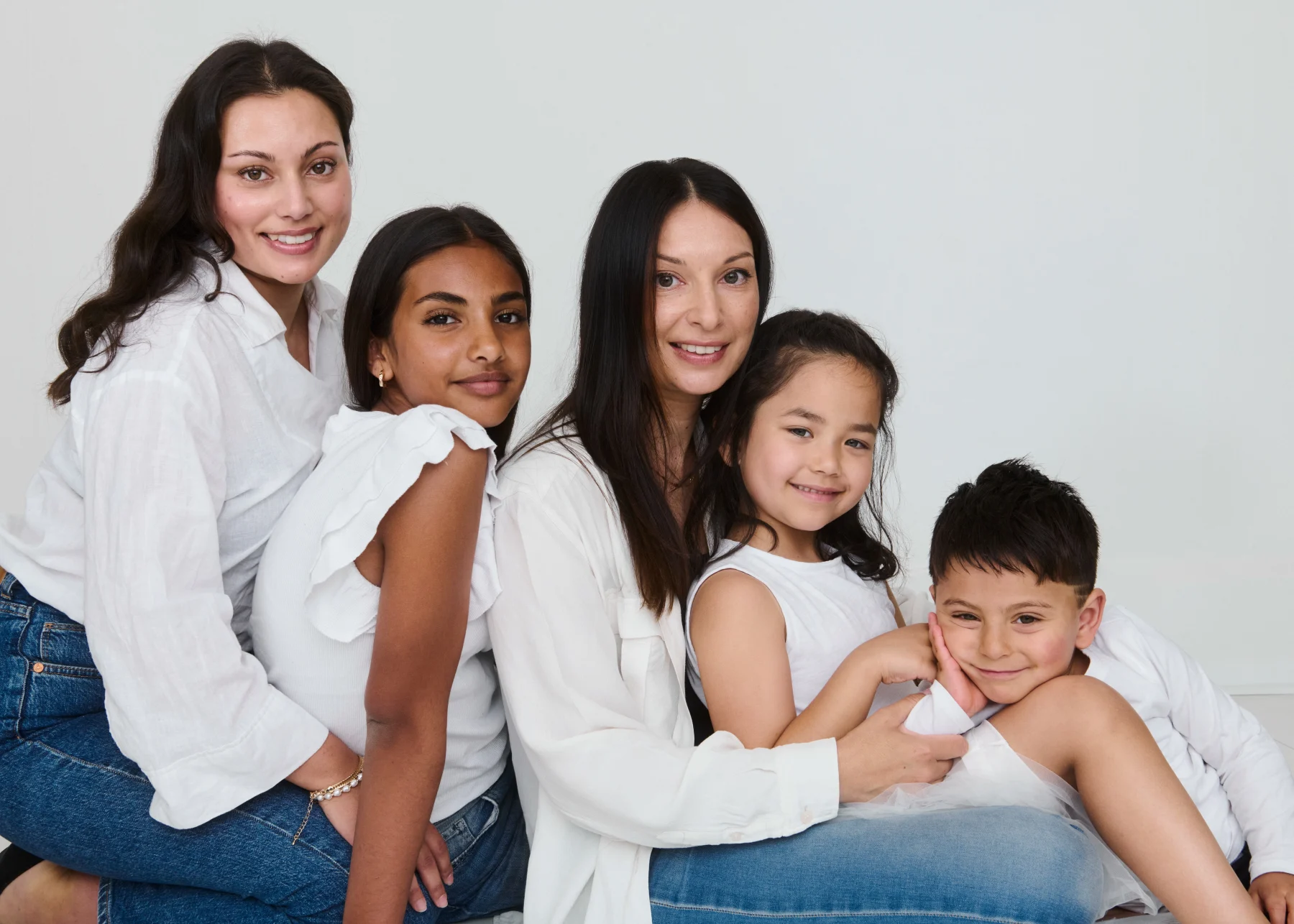 Ragoonan Family family portrait photography — image 33