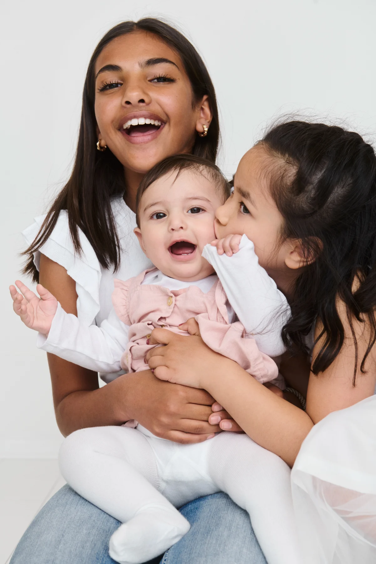 Ragoonan Family family portrait photography — image 42